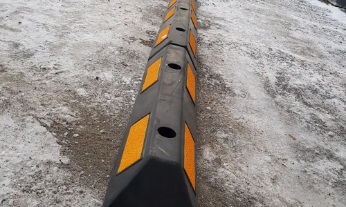 Монтаж резиновых колесоотбойников ЦГБ