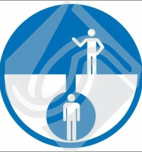 Дополнительный знак безопасности замкнутое пространство